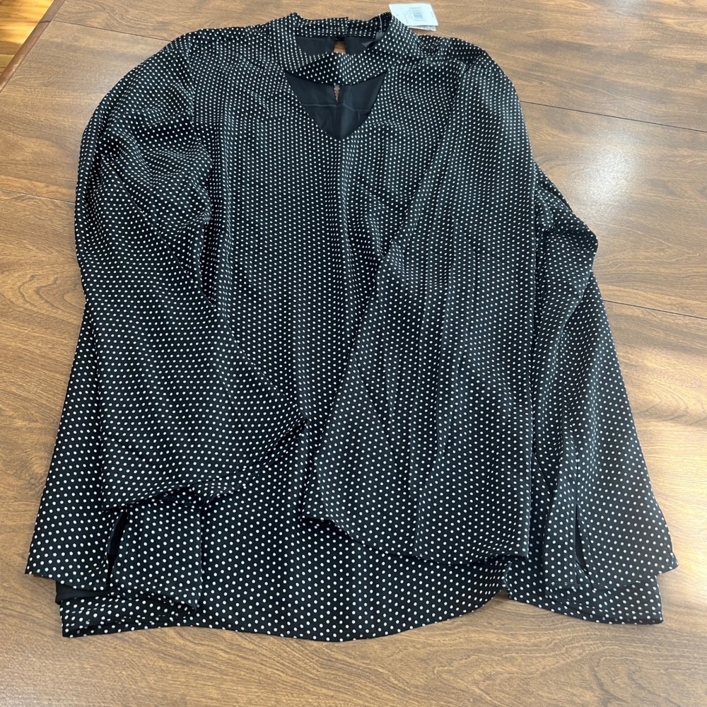 The Limited Collection Black Polka Dot Cutout Mock Neck Blouse 3X NWT